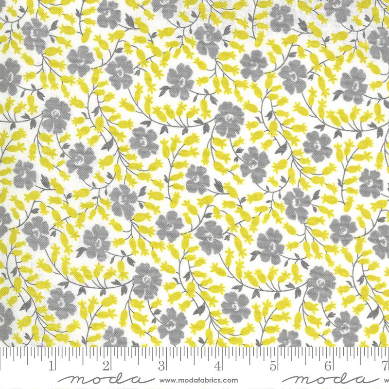 Flowers for Freya Small Floral Cloud Foggy Lime Gray