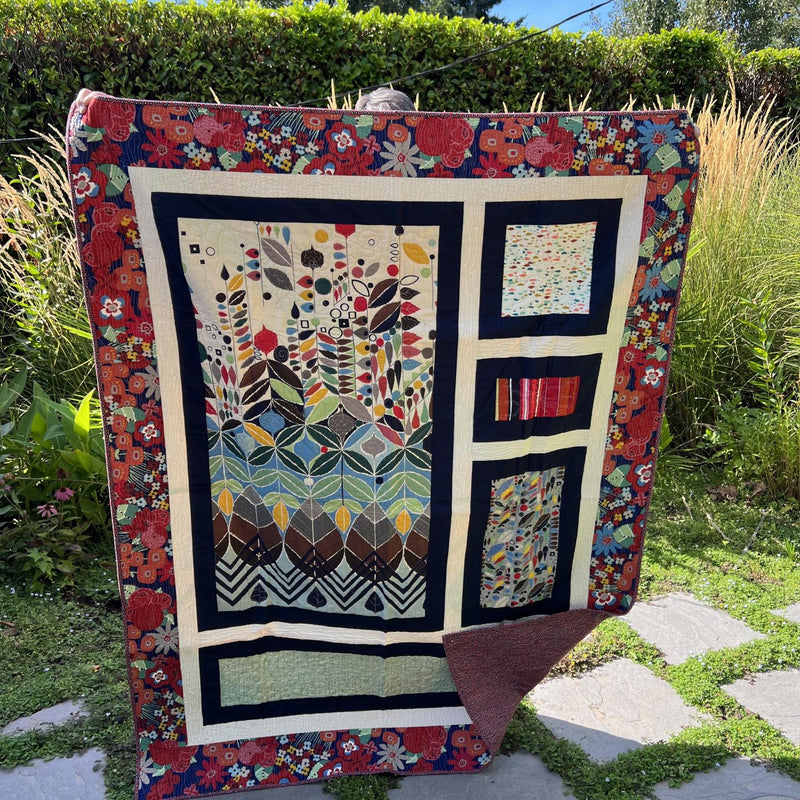 Picture This Red Floral Frame Finished Quilt 51" x 67"